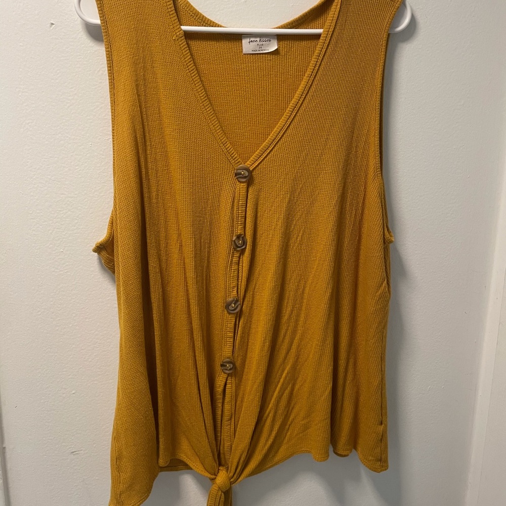 Plus Sized Button Down Front Tie Tank Top